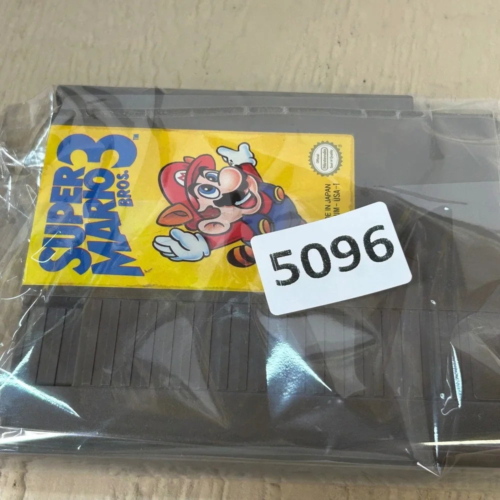 Nintendo Super Mario Bros 3 NES Video Game Cartridge Authentic 1985 NES-UM-USA-1